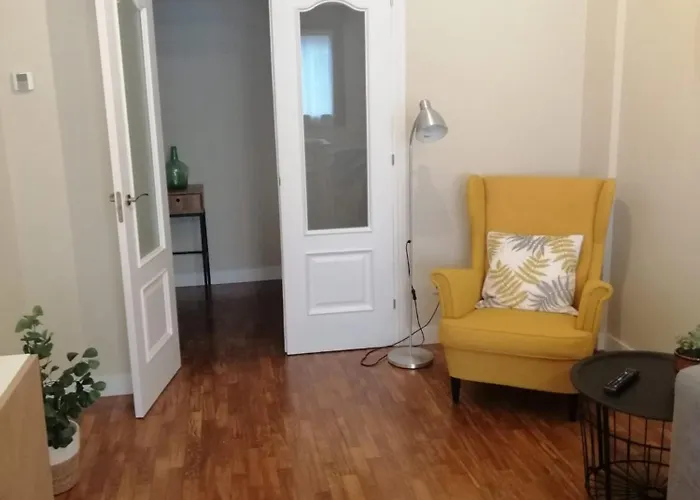 Zona Centro Con Plaza De Garaje Vut3983as * Gijón